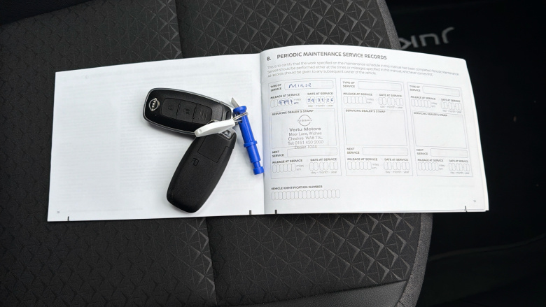 Nissan Juke 1.0 DiG-T N-Connecta 5dr Petrol Hatchback